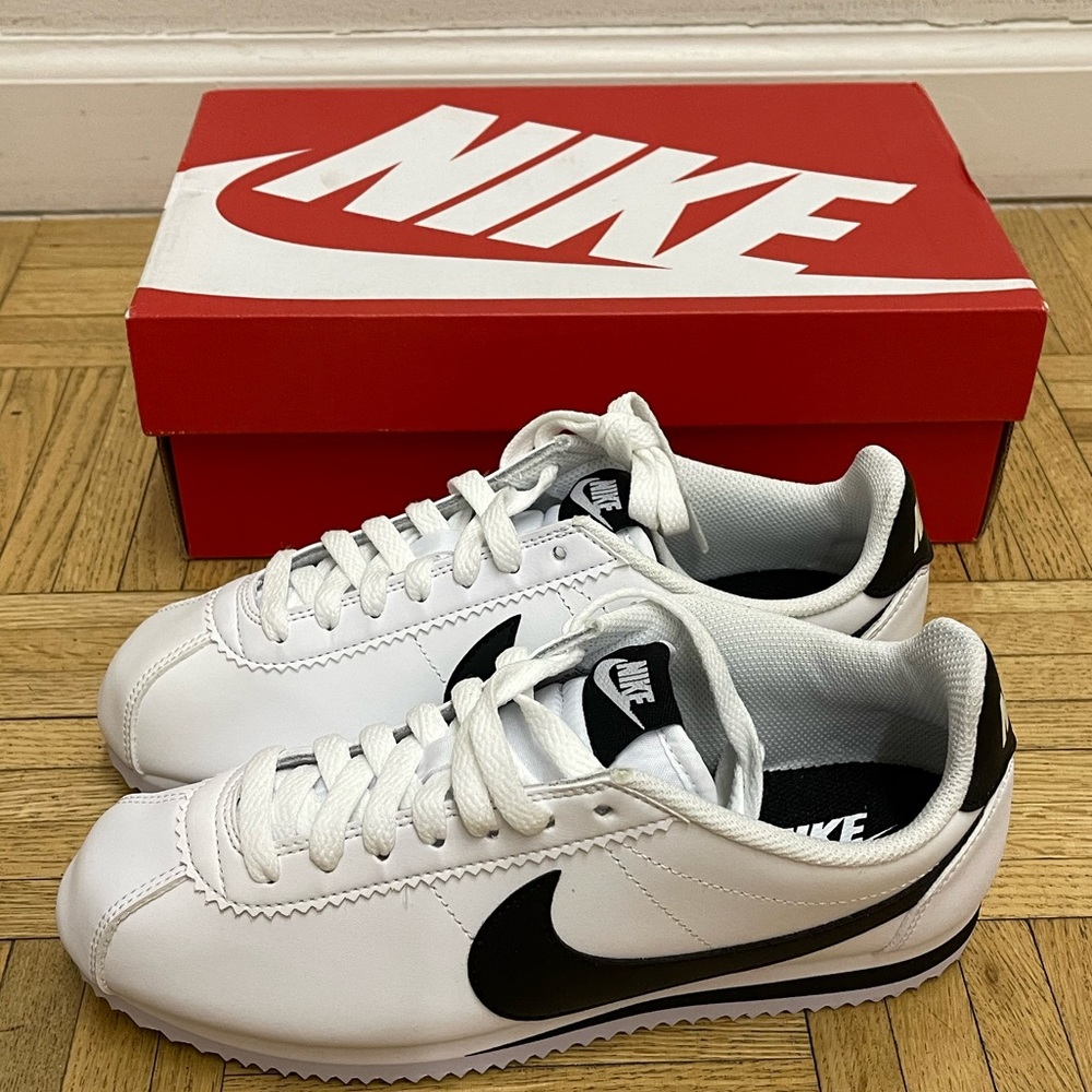 Wmns Classic Cortez Leather 'White Black' – Size US 7 W